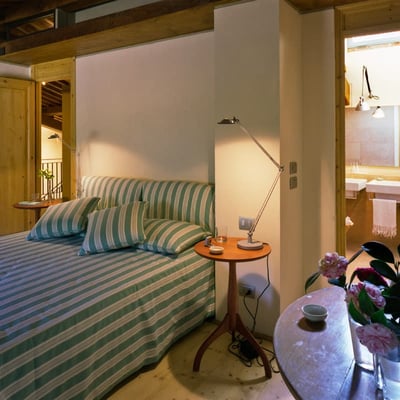 Pilastri in Borgo Rinnovato