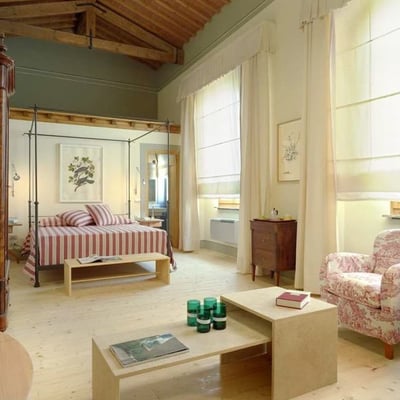 Pilastri in Borgo Rinnovato