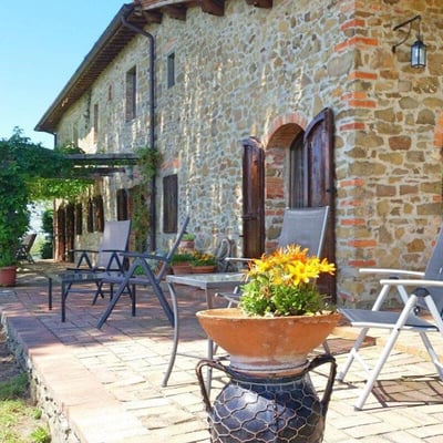Casa Allioni Villa for 6 in Tuscany