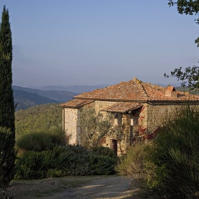 Guardiano: Historic Val di Chiana villa for 5 with pool