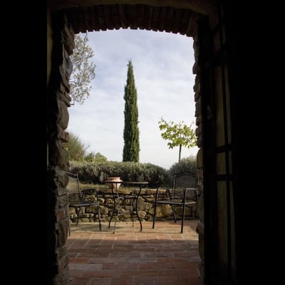 Guardiano: Historic Val di Chiana villa for 5 with pool