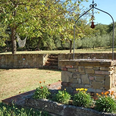 Pagliaio | Tuscan Haybarn with big shared pool