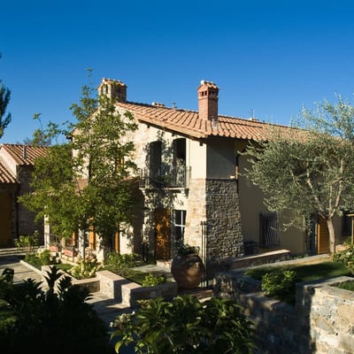 Portico: Villa for 8 with Pool and A/C in Tuscany