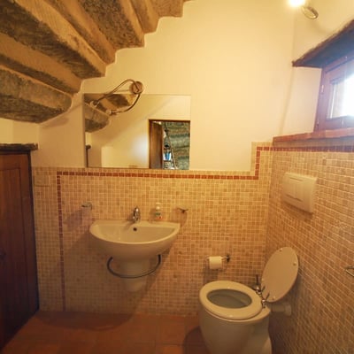 Stalla | Tuscan agriturismo apartment with shared pool