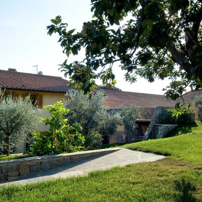 The gardens are spacious with plenty of spots to relax