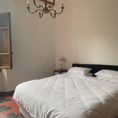 Villa Cicogna | Historic palazzo at the edge of a Tuscan village