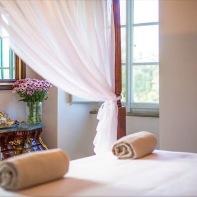 Villa Cortona | Historic Wedding Villa for 18 close to Cortona with pool