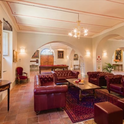 Villa Cortona | Historic Wedding Villa for 18 close to Cortona with pool