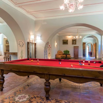 Villa Cortona | Historic Wedding Villa for 18 close to Cortona with pool