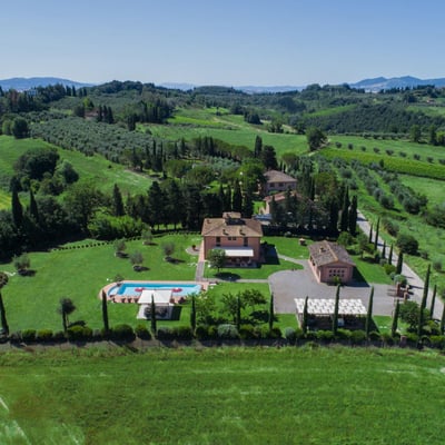 Villa Elisa | Contemporary Tuscan colonica and pool