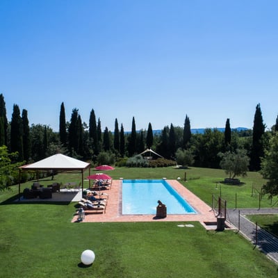 Villa Elisa | Contemporary Tuscan colonica and pool