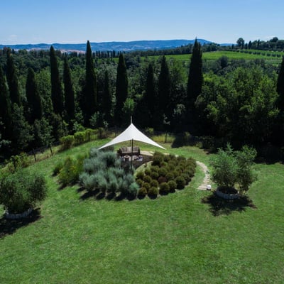 Villa Elisa | Contemporary Tuscan colonica and pool