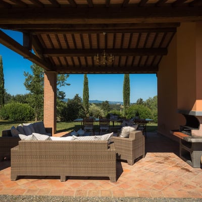 Villa Elisa | Contemporary Tuscan colonica and pool