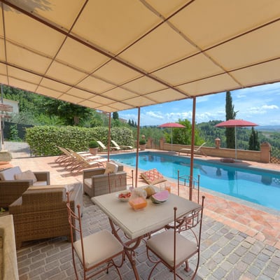 Glicine | Villa and pool in a small Tuscan village