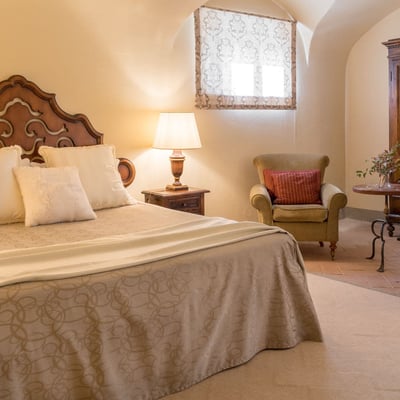 Guardiolo | Luxury Tuscany Villa near Pisa with Private Pool & AC