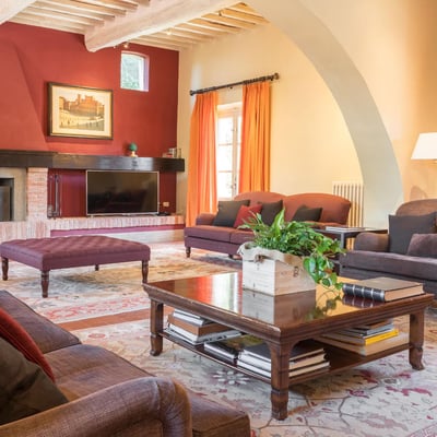 Leccio | Elegant Tuscan Villa for 14 with AC and Pool