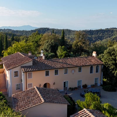 Leccio | Elegant Tuscan Villa for 14 with AC and Pool