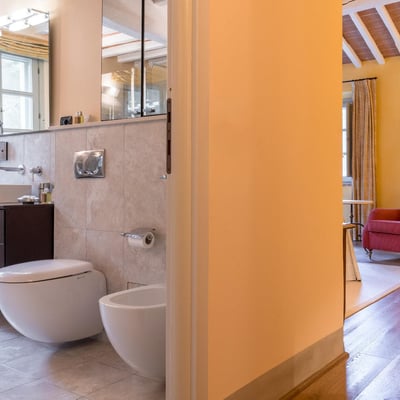 Piaggia: Luxury Villa with Heated Pool near Pisa