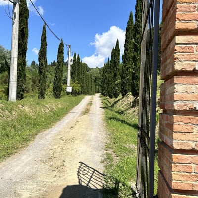 Villa dei Fiori | Charming Tuscan Villa for 4 with private pool and gardens