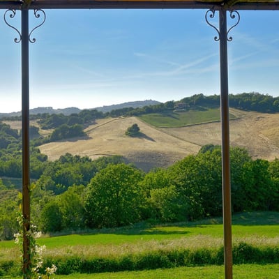 Poggetto | Tuscan villa and pool for 16 near the Coast