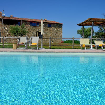Poggetto | Tuscan villa and pool for 16 near the Coast