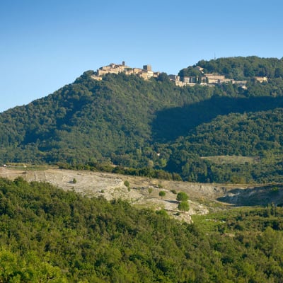 Poggetto | Tuscan villa and pool for 16 near the Coast