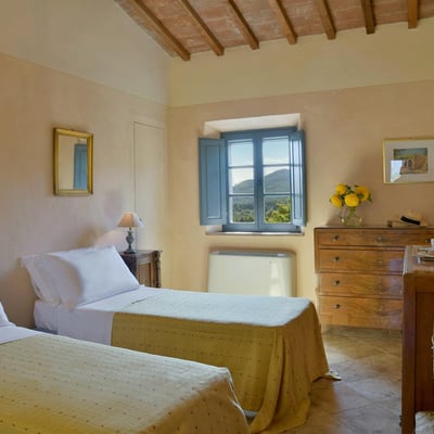 Scudo | Elegant villa with infinity pool on the Tuscan coast