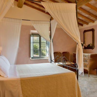 Scudo | Elegant villa with infinity pool on the Tuscan coast