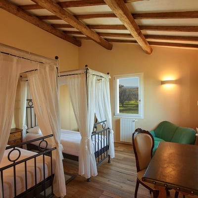 Ombra | Tuscan villa and pool near the beaches of the Maremma