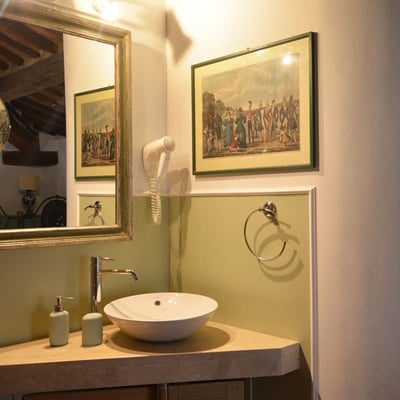 San Romito | Romantic apartment and roof terrace in Tuscan Olive Groves