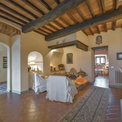 Panfilo | A modern Tuscan villa and pool for 14