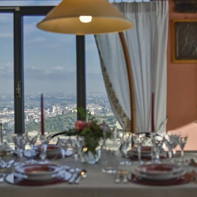 Panfilo | A modern Tuscan villa and pool for 14