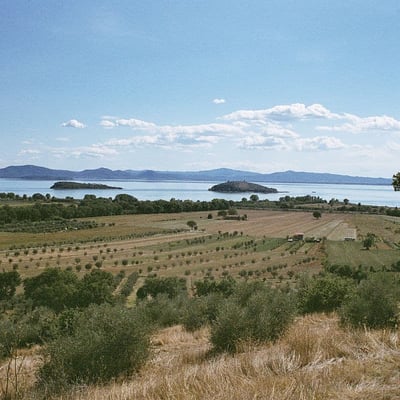 Castelonchio | Villa for 6 with Private Pool on Lake Trasimeno