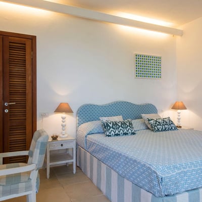 Faro | A splendid villa on the Italian Riviera