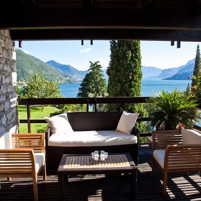 Archimede | Modernist villa with Pool and Jacuzzi on Lake Como