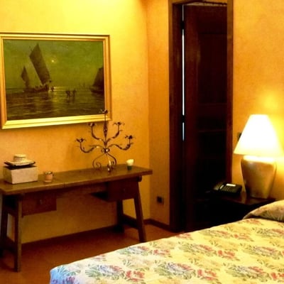 Erno | Luxury waterfront villa with a private beach and golf course