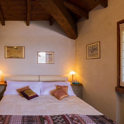 Ispirata | Modernist villa with a private beach on Lake Maggiore