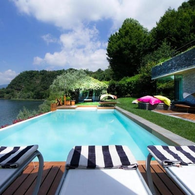 Ispirata | Modernist villa with a private beach on Lake Maggiore