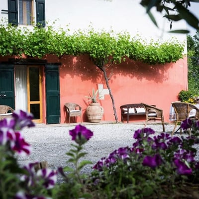 Torretta | Villa and Pool by village in Emilia-Romagna