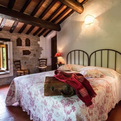 Torretta | Villa and Pool by village in Emilia-Romagna