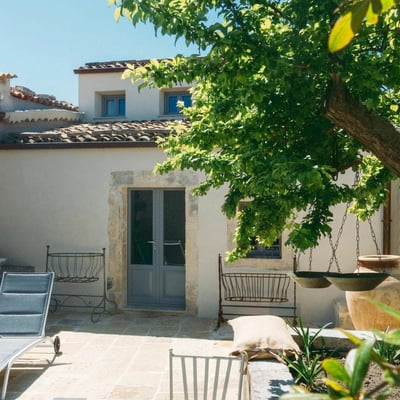 Dorica | Sicilian villa for 8 in a historical village