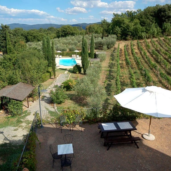 Outdoor sitting at Pinolo