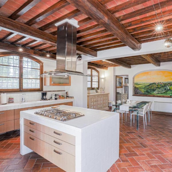 The kitchen is spacious and very well equipped - perfect for keen cooks or for your private chef