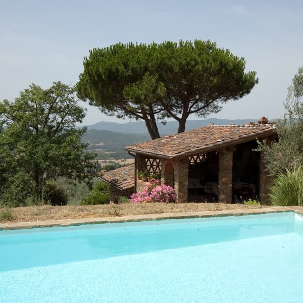 Casa Allioni Villa for 6 in Tuscany