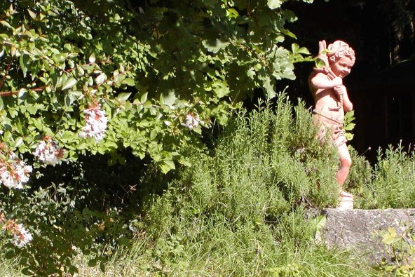 Statue at Pieve di Caminino