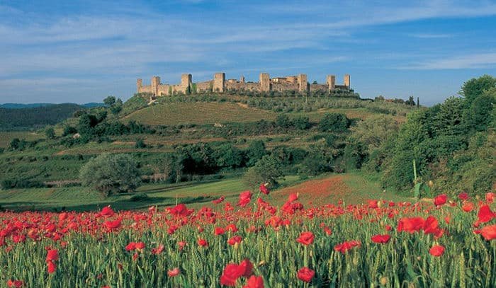 Beautiful towns near Siena