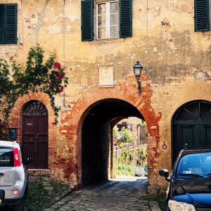 Torri Santa Mustiola