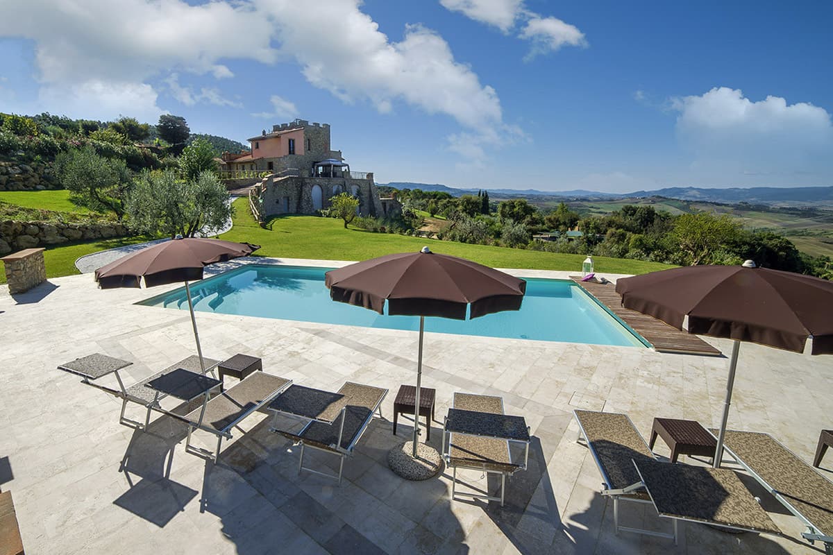 Villas near Volterra
