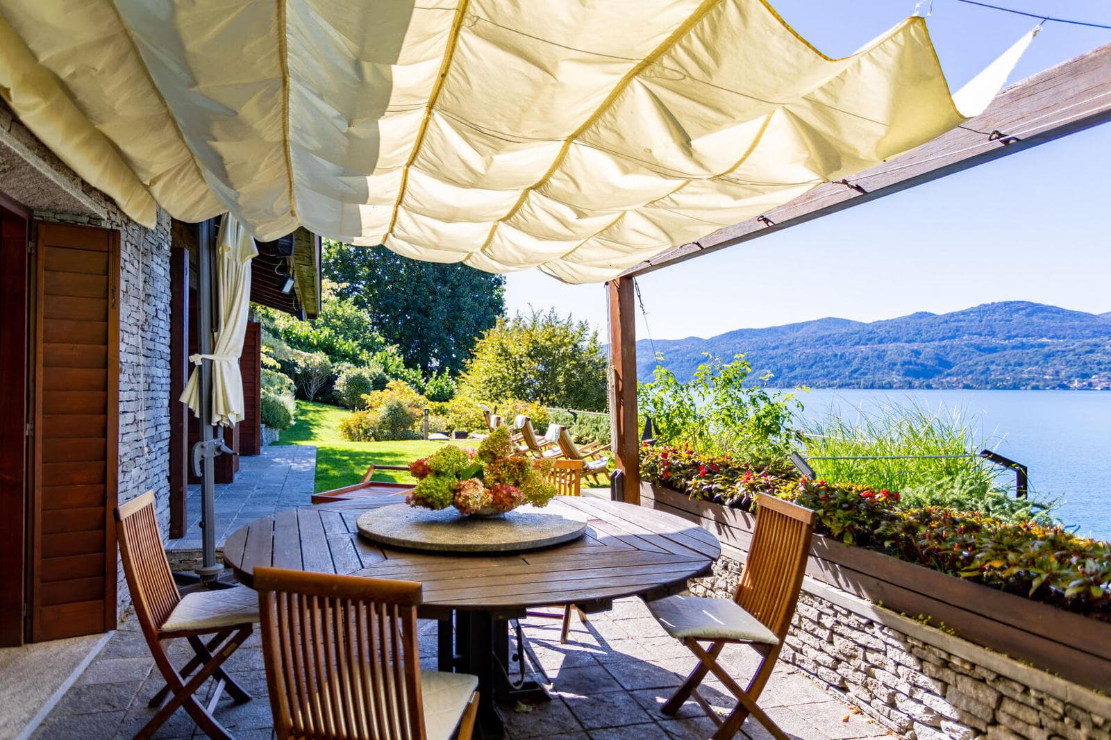 Villas in the Italian Lakes