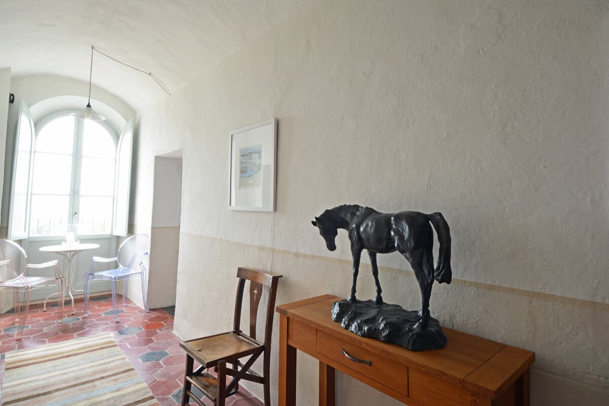 Italian Villas within walking distance of a village